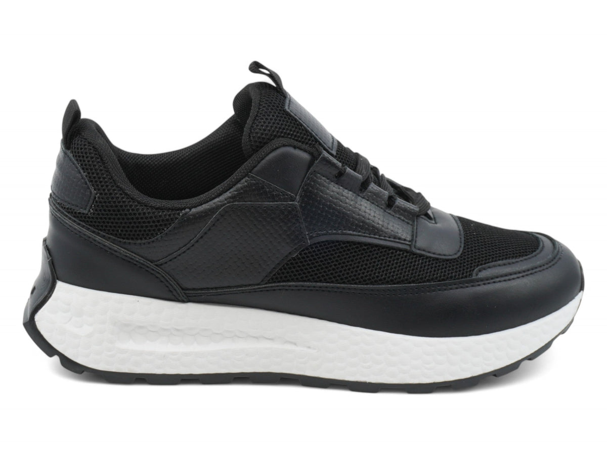 Women`s Black Mesh Sporty Sneaker